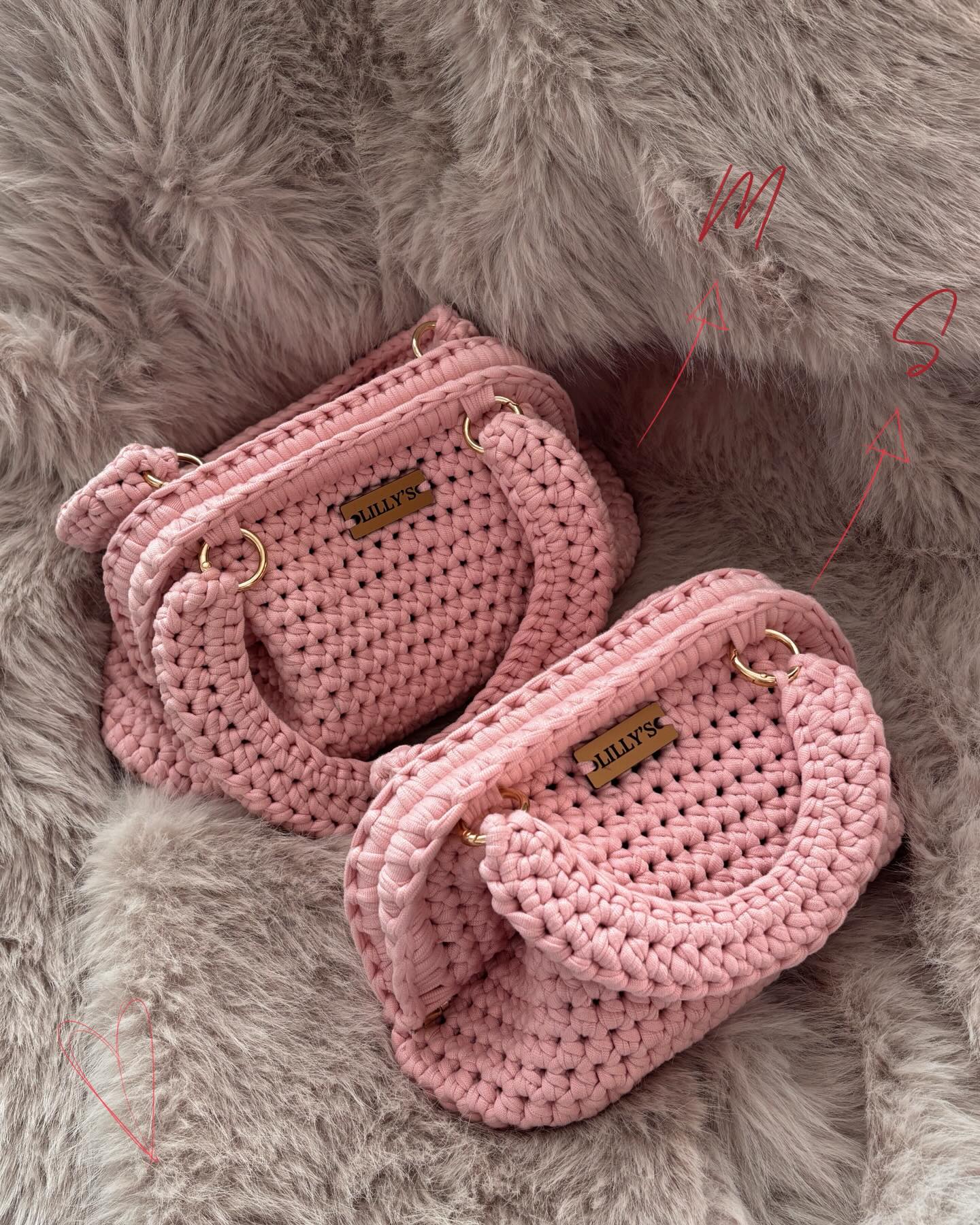 Roza ručno rađena torbica